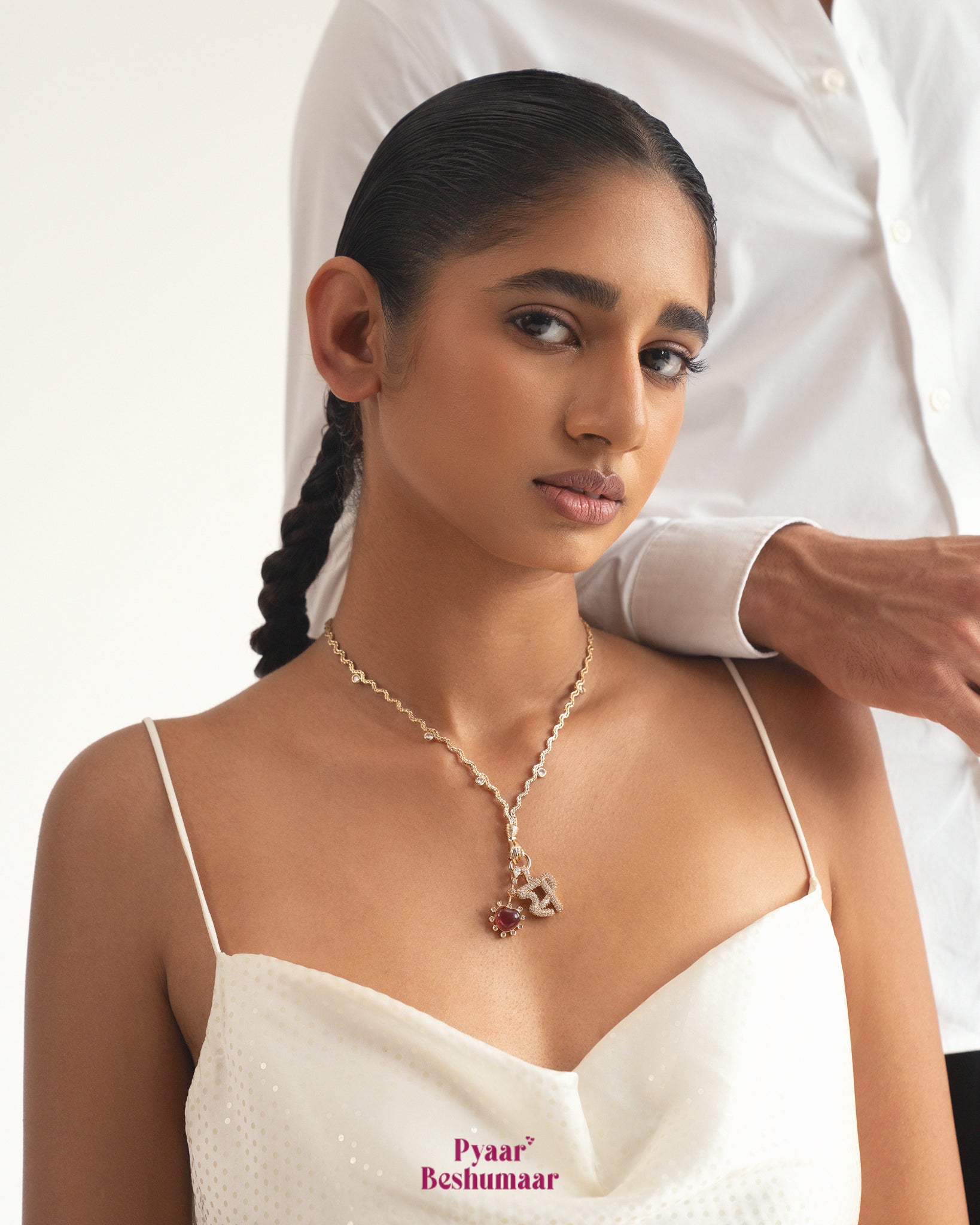 Pyaar Beshumar Pendant