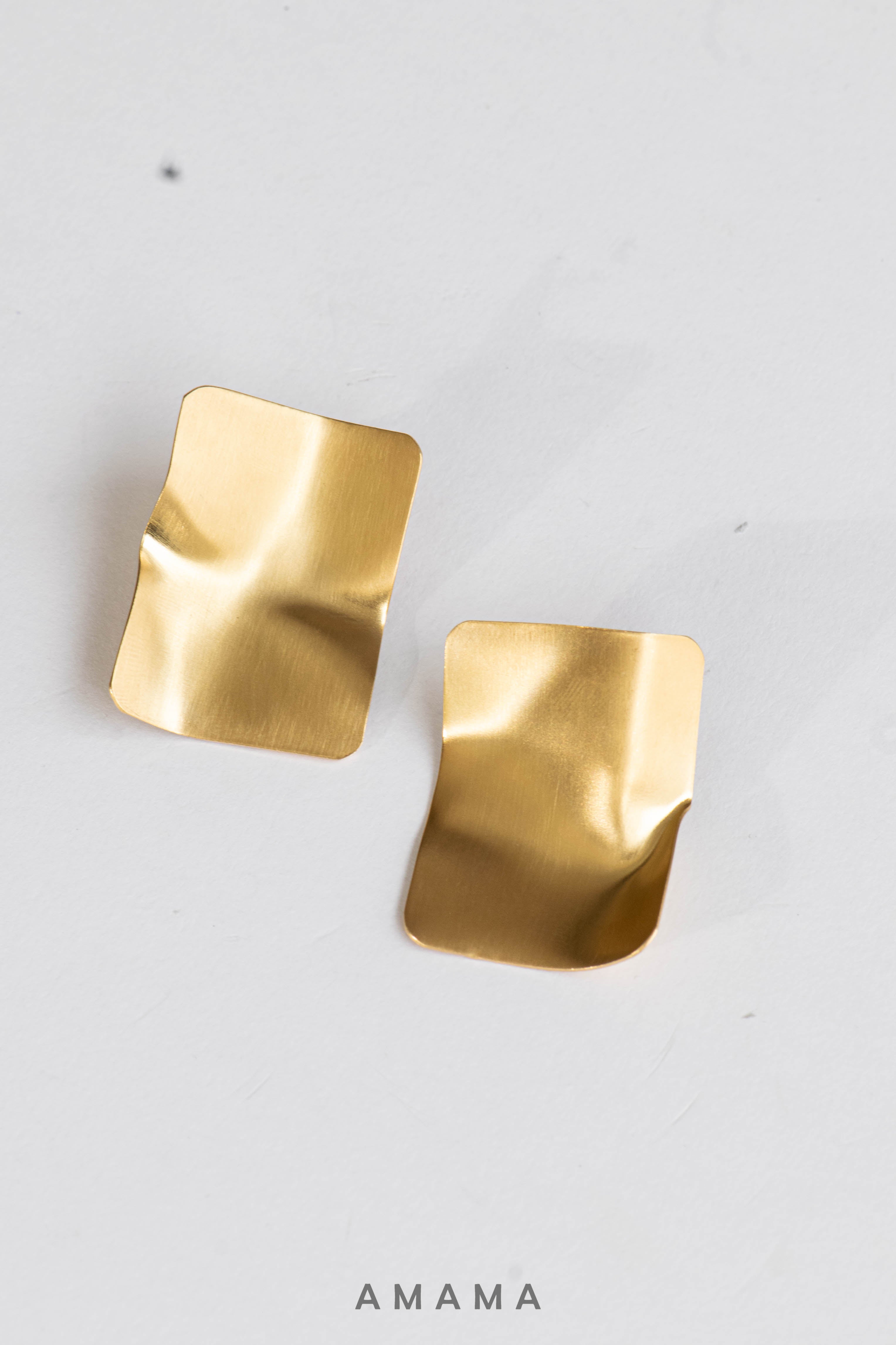 Amama,Gold Mystique Earrings
