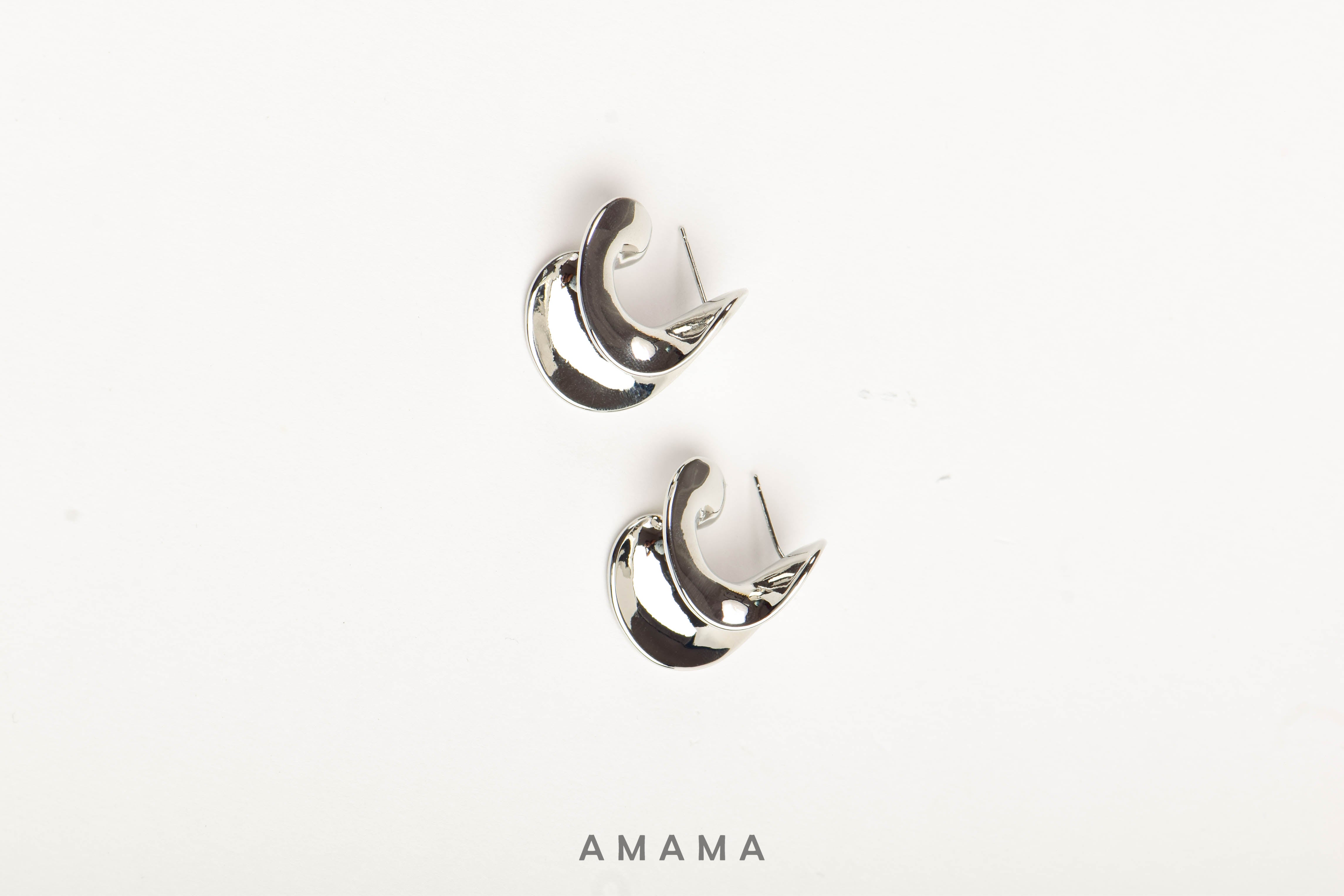 Amama,Ishani Earrings