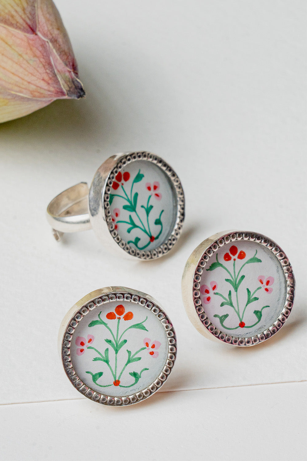 Amama,Floral Circles Earring