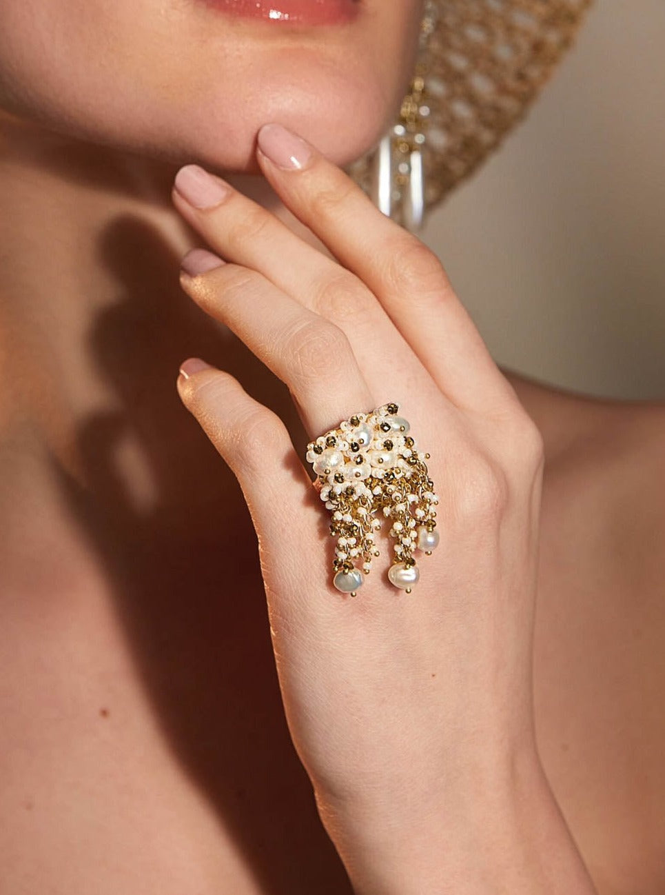 Amama,Namyssa White Bead and Pearl Finger Ring