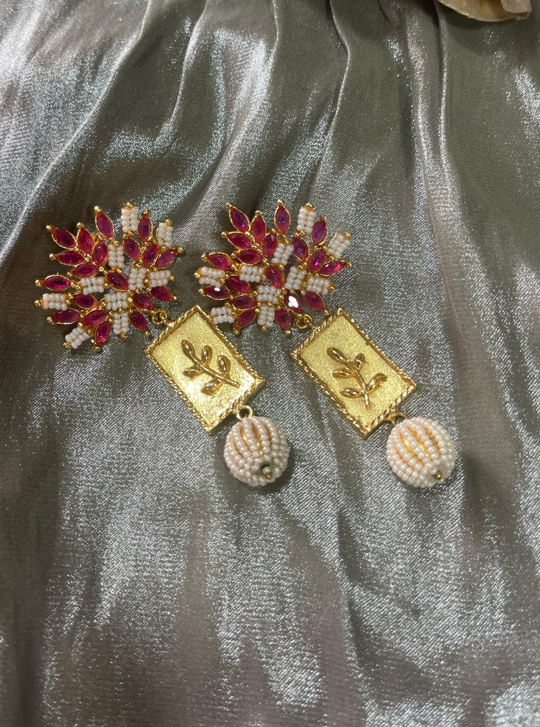 Amama,Ruby Leaf Earrings