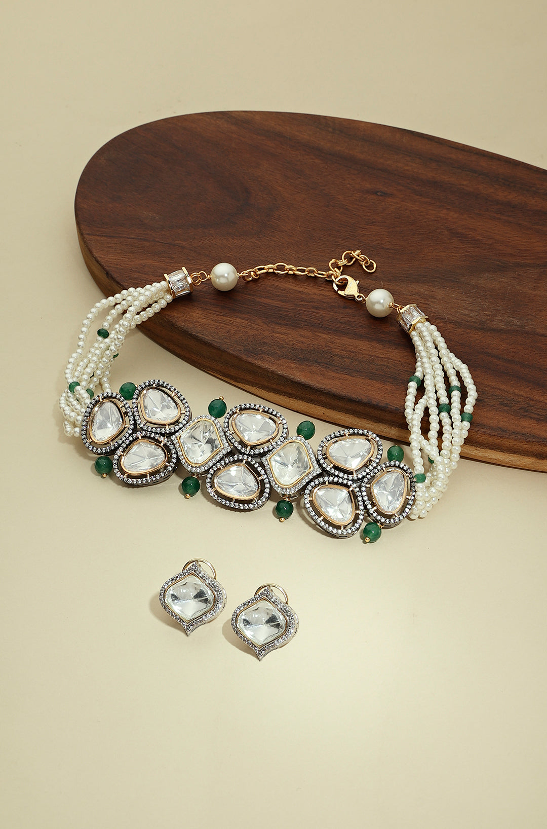 Amama,Green And White Antique Polki Necklace Set