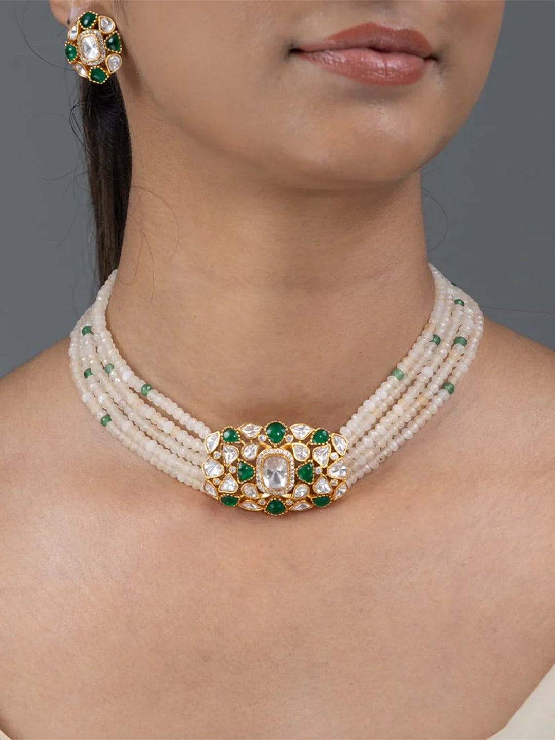Vaina Necklace Set