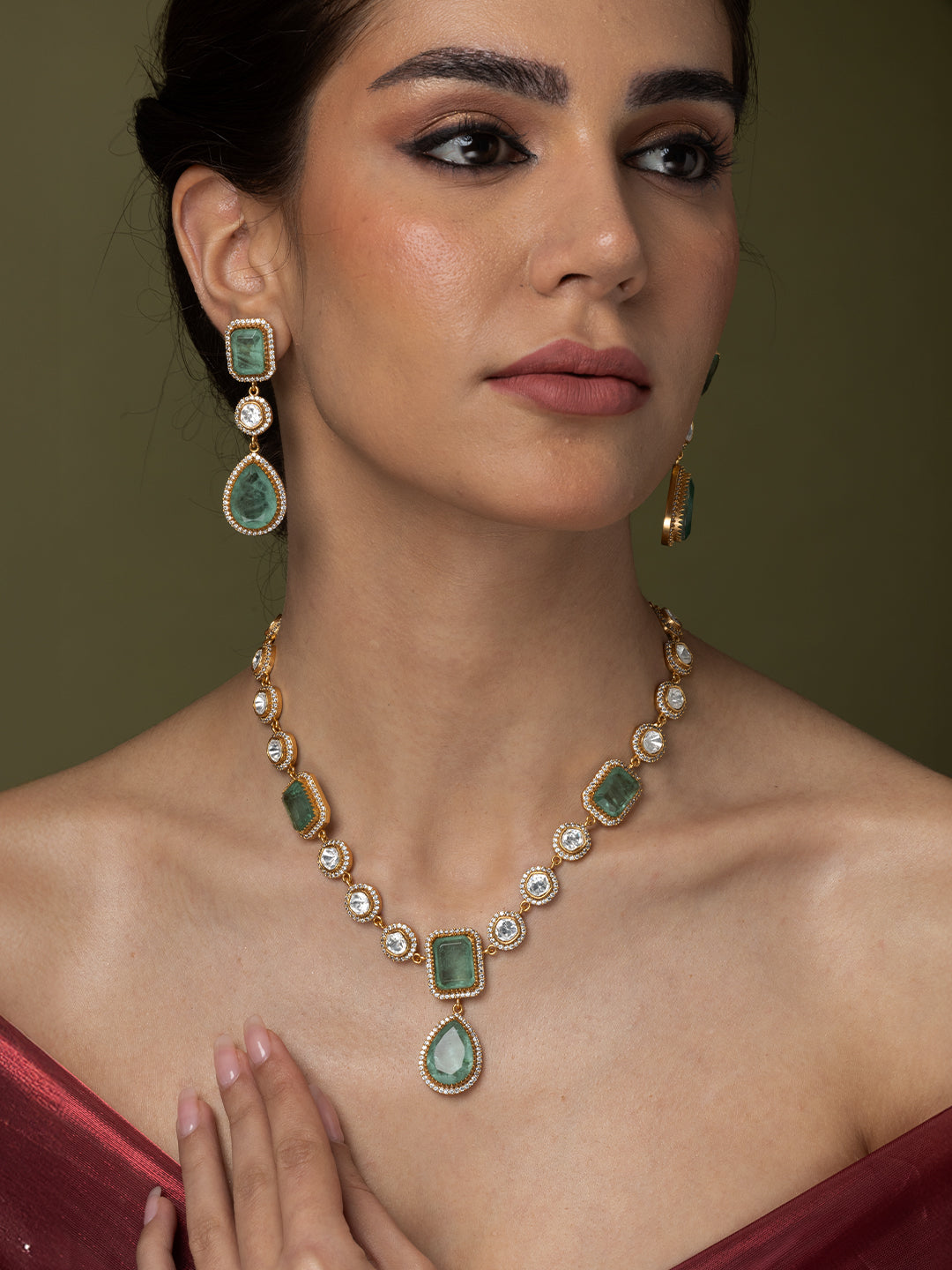 Regal Oasis Droplet Long Necklace Set