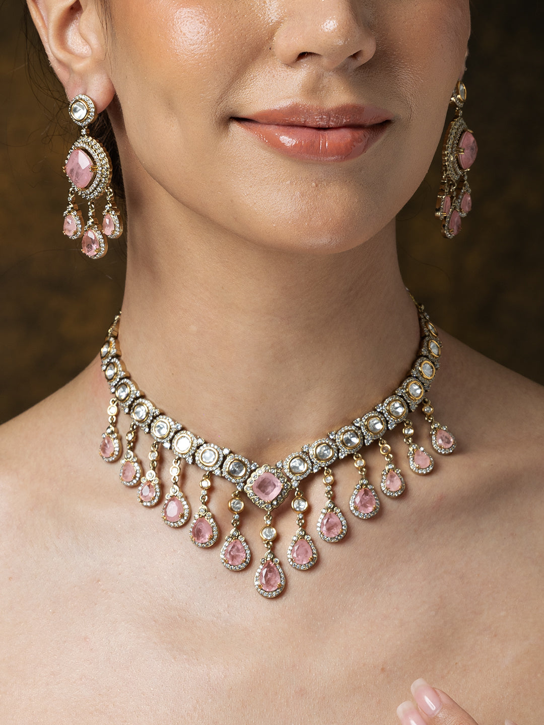 Pink Pearl & Emerald Carved Stone Necklace Set