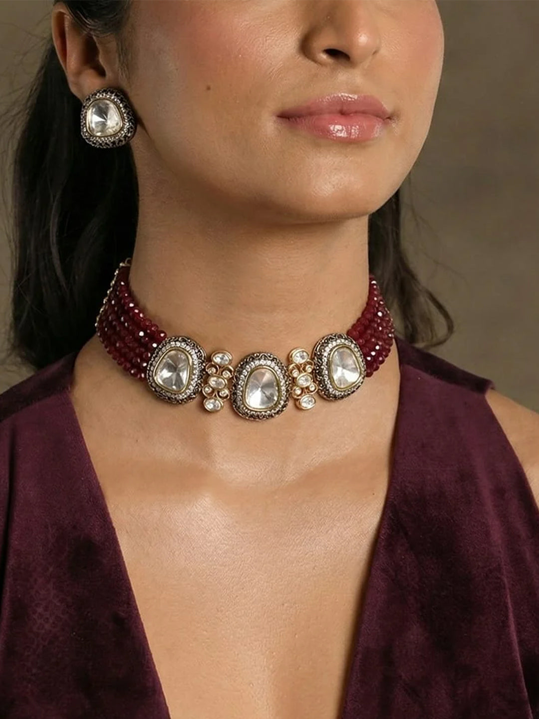 Jivika Necklace Set