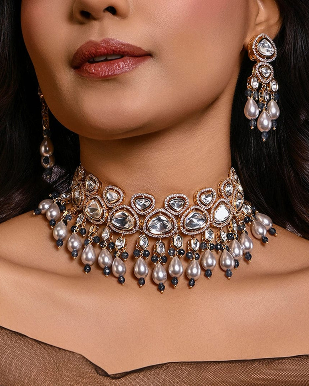 Alluring-Choker