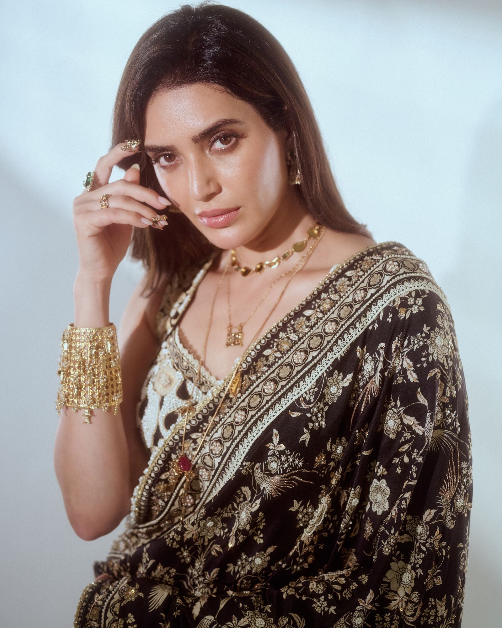 Sheeshmahal Layered Pendant