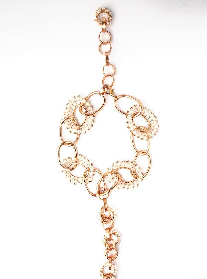 Amama,Neutron Loop Pearls On Gold Plated Link Chain Necklace