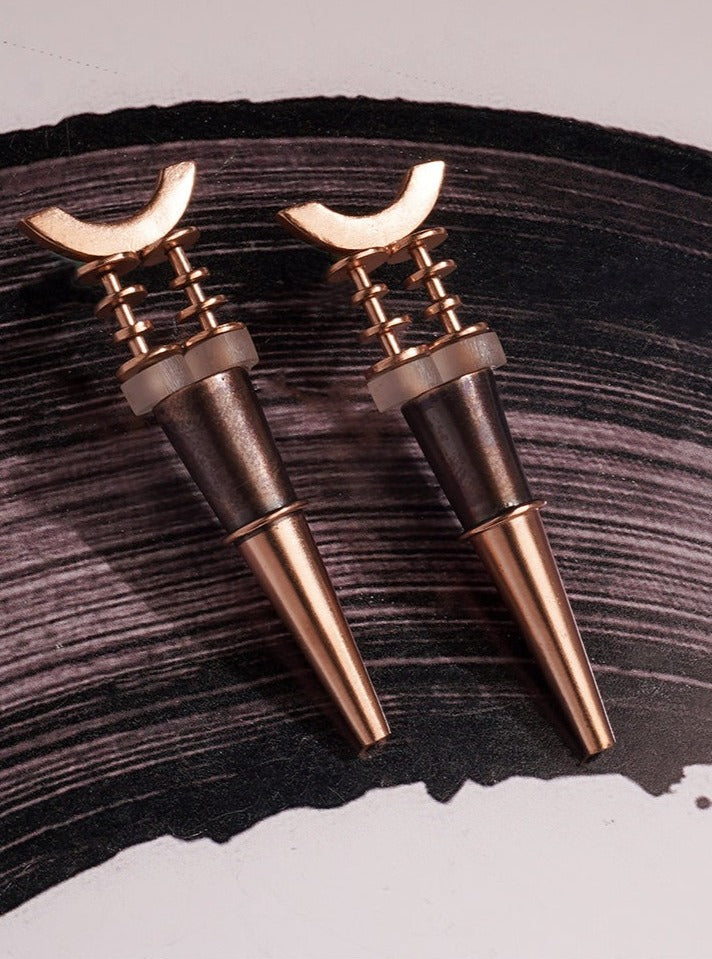 Amama,Edge Of Darkness Black And Gold Plated Small Spike Earrings