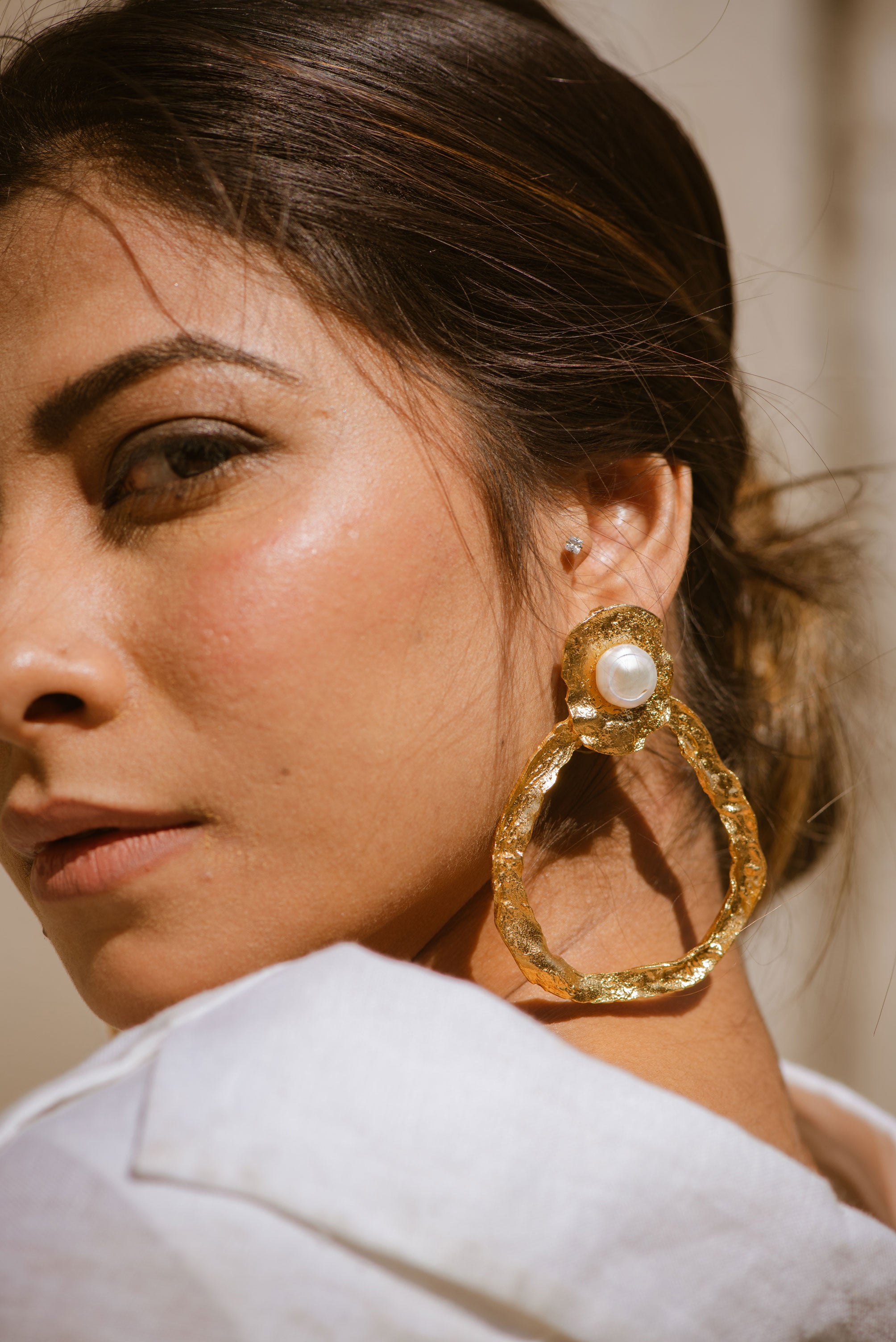 Amama,Textured Pearl Earrings