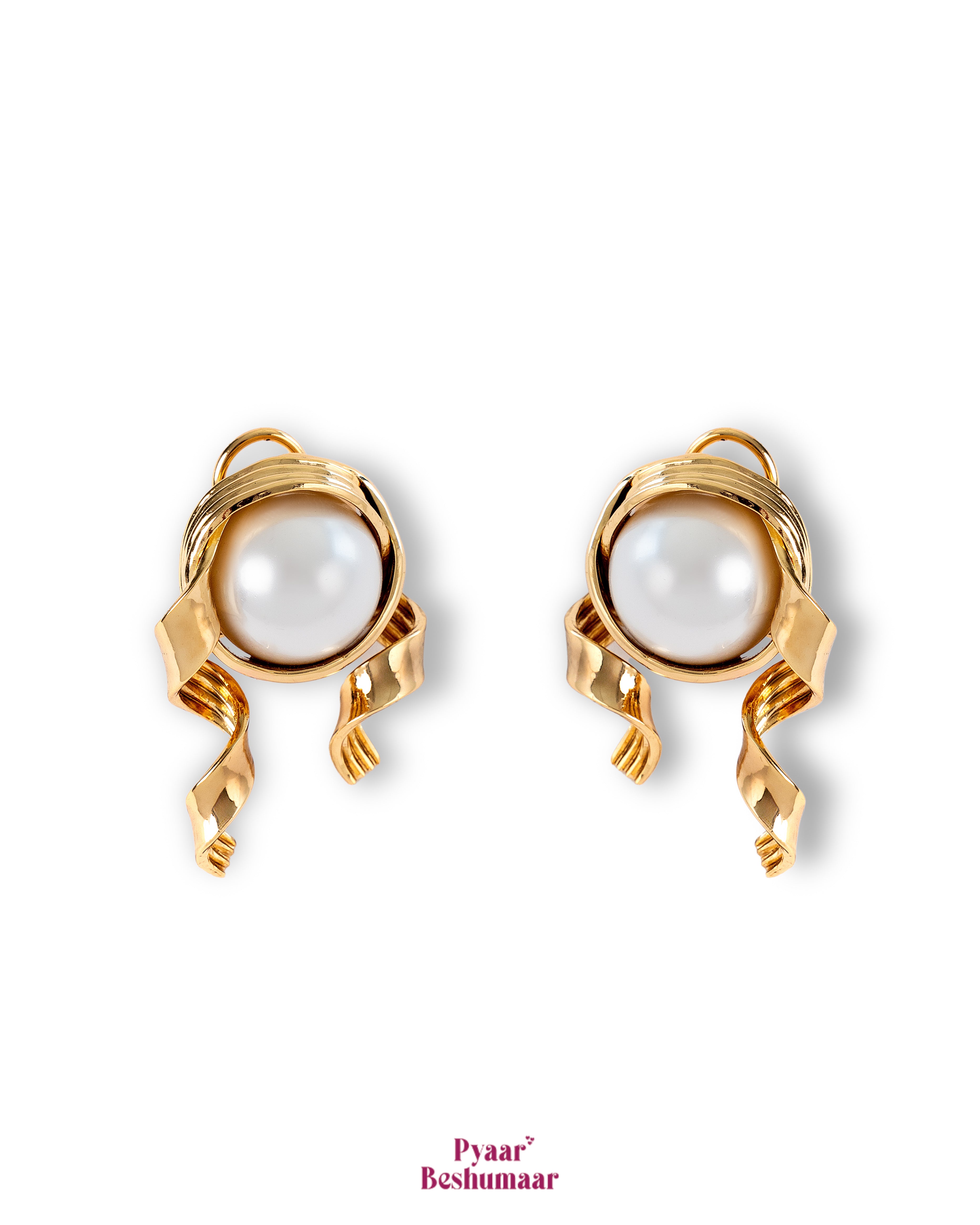 Twiddle Pearl Studs