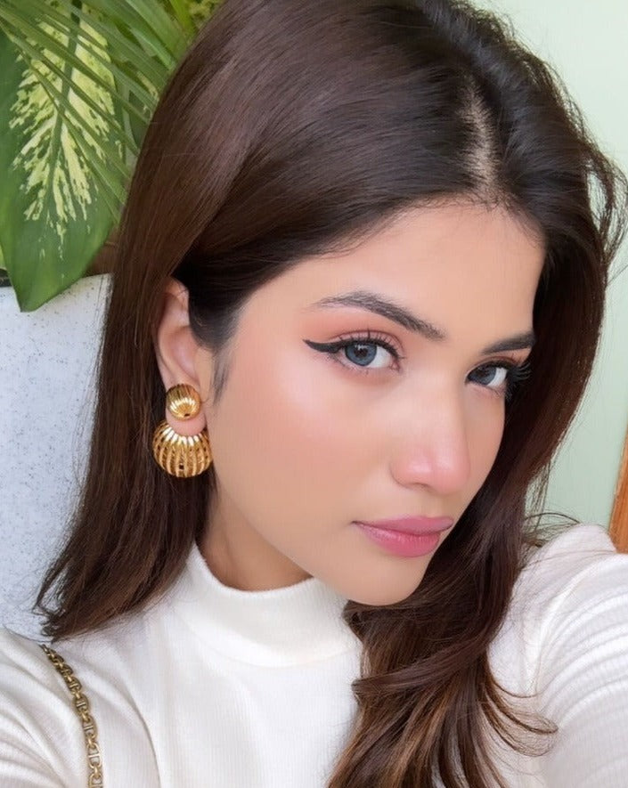 amama gold earrings