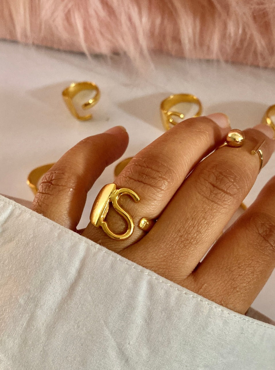 Amama,Initial Letter Rings