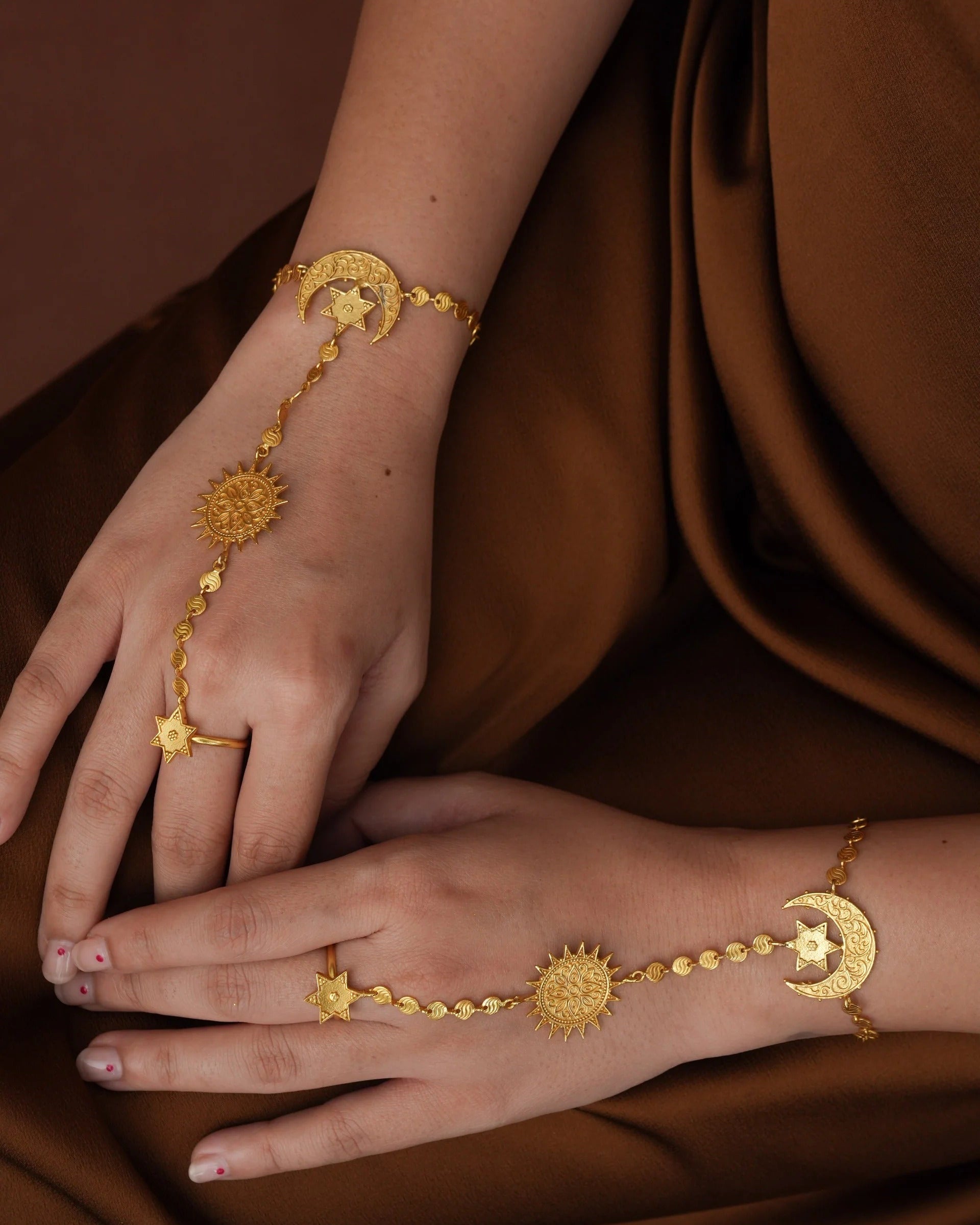 Celestial Haathphool