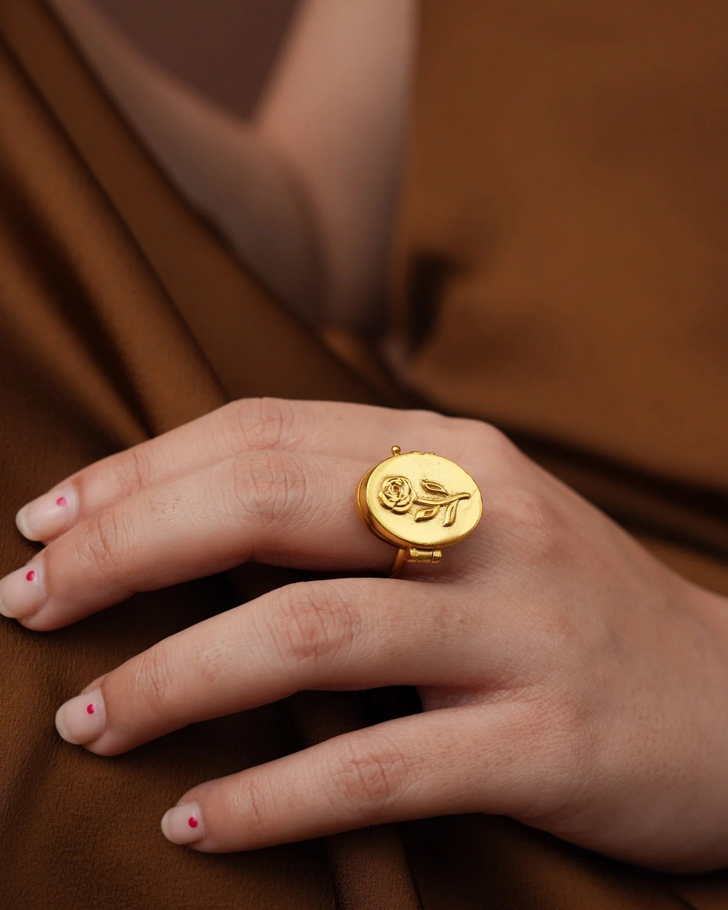 Gulab Ring