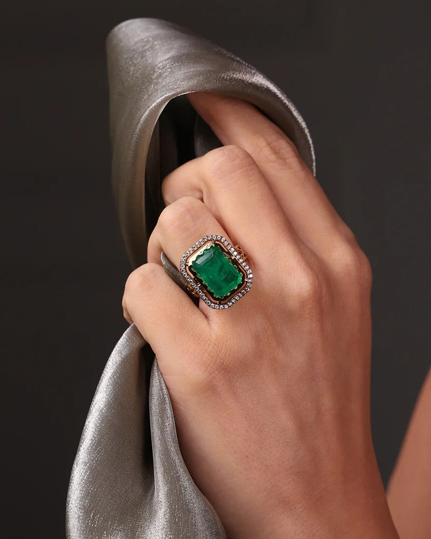 Regal Emerald Royale Ring