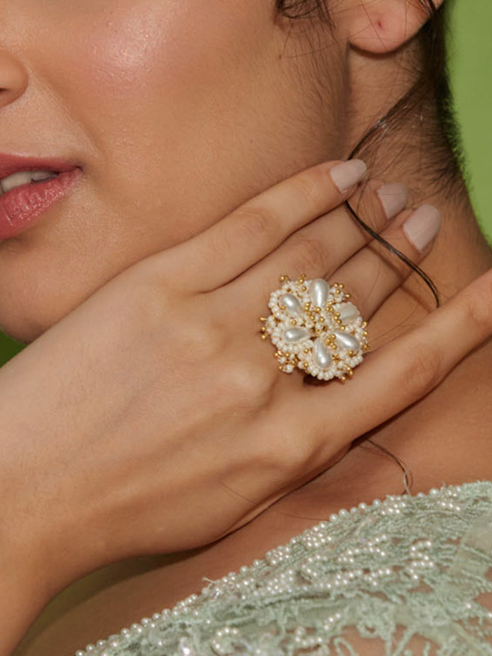 Amama,Statement White Pearls Flower Shaped Ring