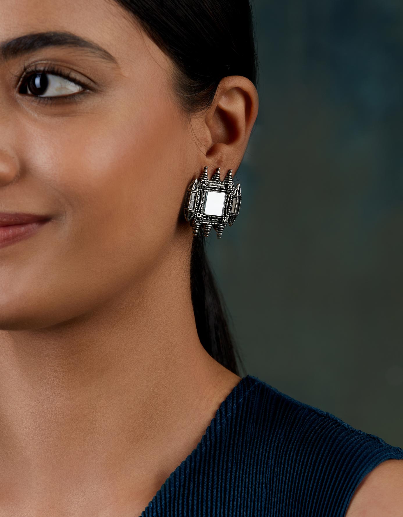 Amama,Mirror Silver Fort Stud Earrings